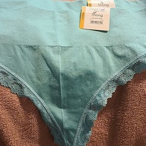 Secret Treasures ladies Thongs